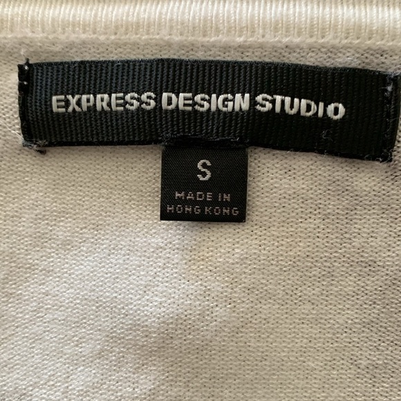 Express Design Studio Floral Lightweight Cardigan-Black/White, ribbed cuffs/hem - Picture 5 of 7